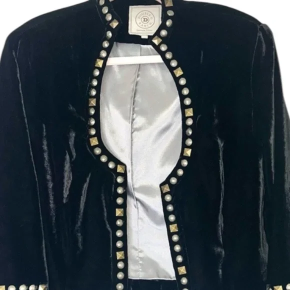 Double D Ranch Velvet Embellished Black Studded Gem Western Jacket. - Picture 5 of 12